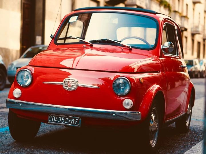 red car